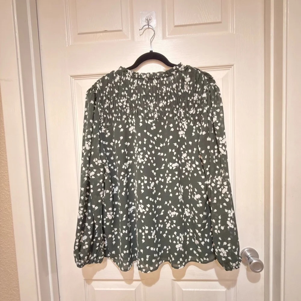 Dokotoo Women's Green Floral Blouse XL - Picture 3 of 4